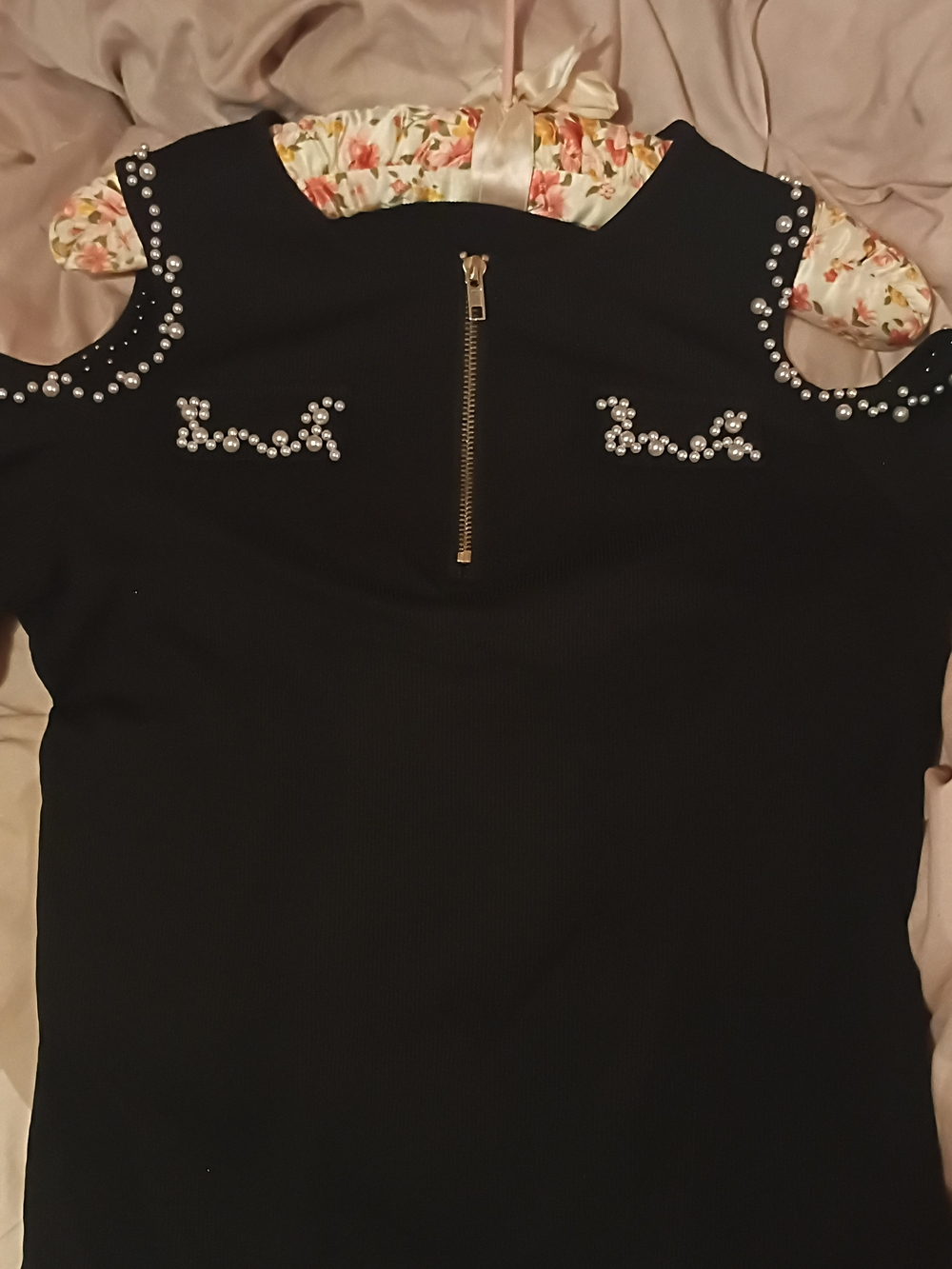 Black Cold-Shoulder Pearl Accent Short Sleeve Top with Front Zip